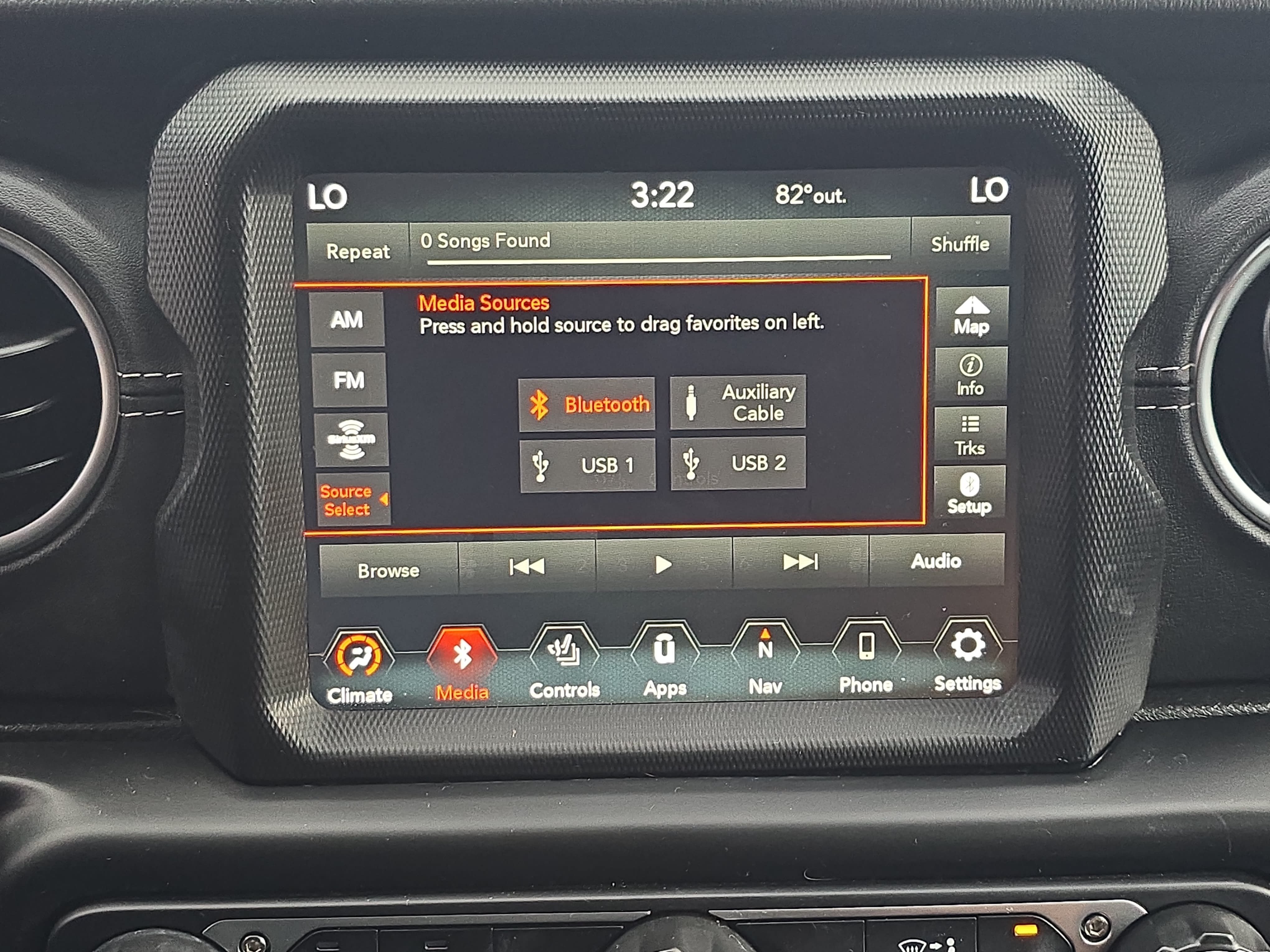 Used 2022 Jeep Gladiator Overland w/ Popular Equipment Package AWD/4WD image 21