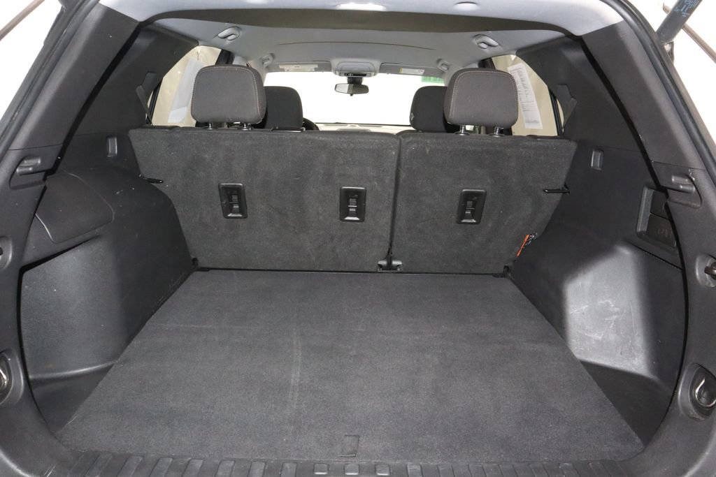 Used 2021 Chevrolet Equinox LT image 17