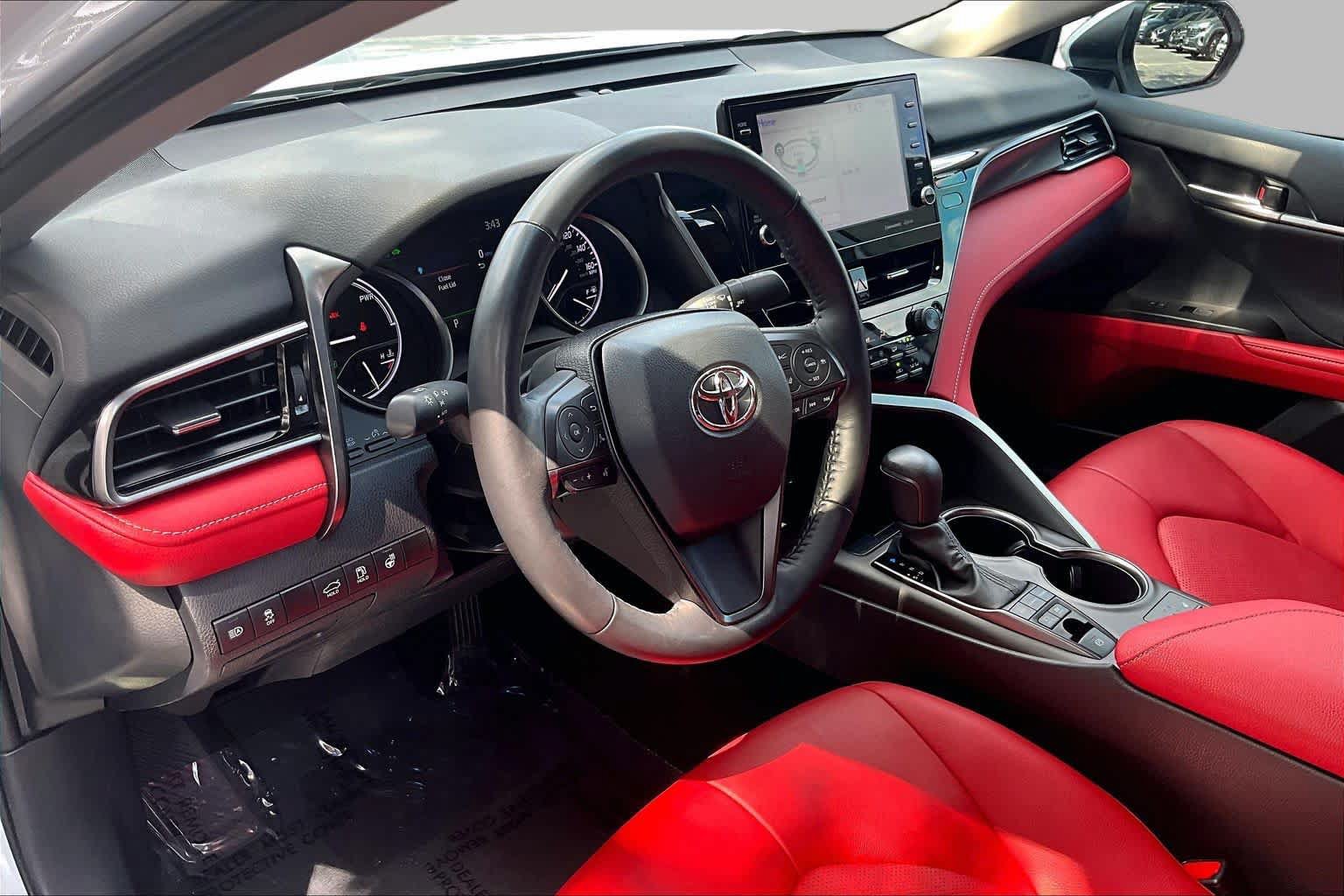 Used 2024 Toyota Camry XSE w/ Cold Weather Package FWD image 18