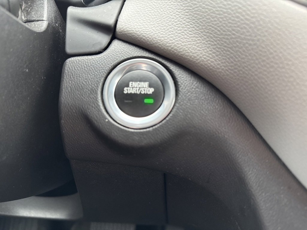 Used 2022 Chevrolet Equinox LS image 15