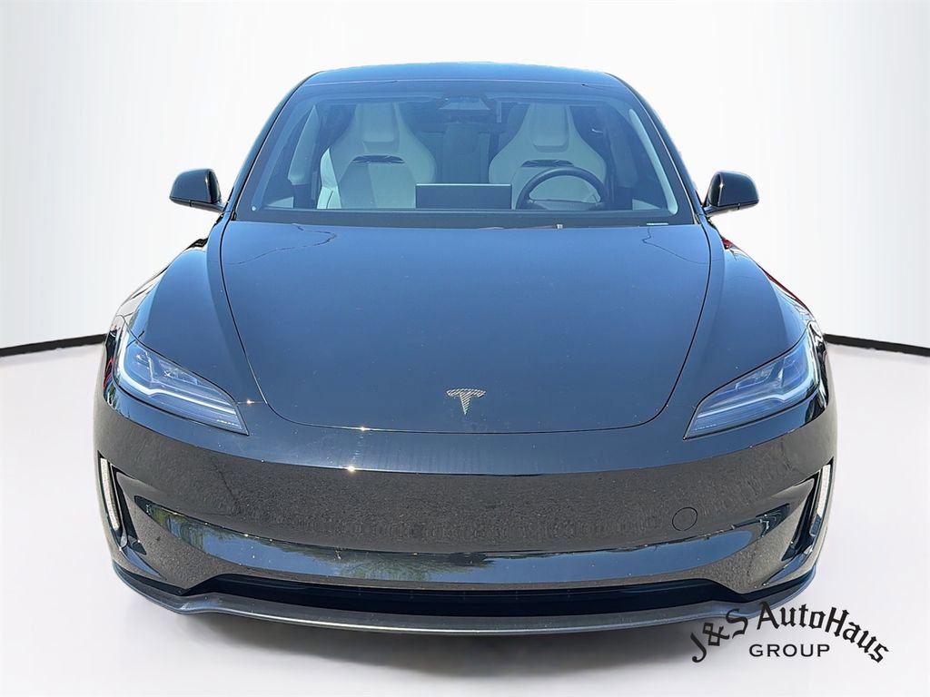 Used 2025 Tesla Model 3 Performance AWD/4WD image 2
