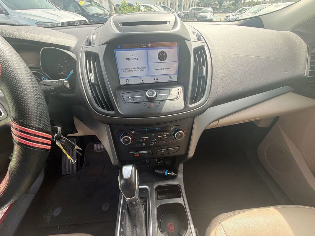 Used 2018 Ford Escape SEL FWD image 8