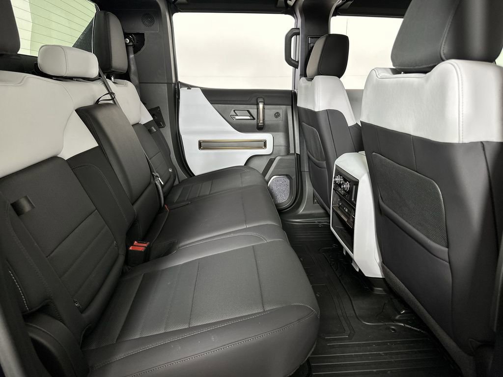 Used 2024 GMC Hummer EV 2X w/ Extreme Off-Road Package image 28