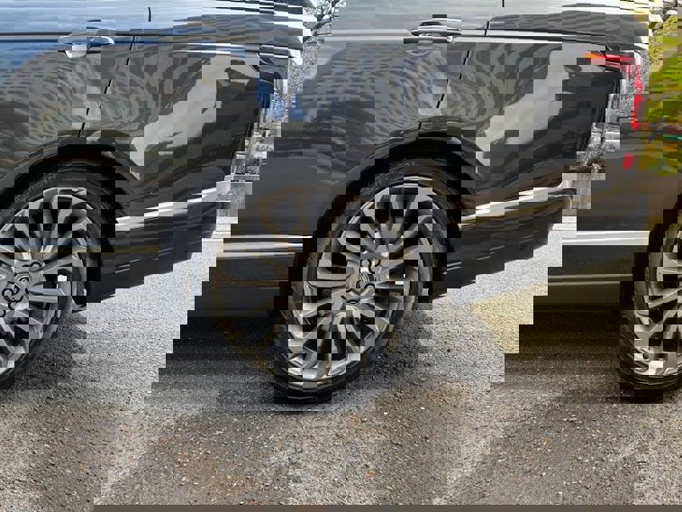 Used 2015 Land Rover Range Rover Autobiography image 7