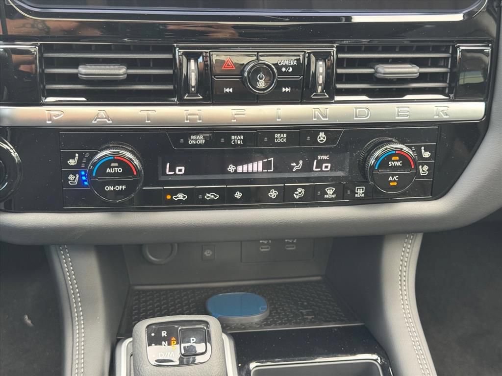 New 2026 Nissan Pathfinder Platinum w/ Lighting Package AWD/4WD image 22