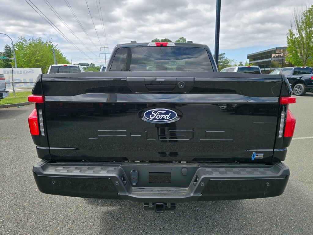New 2025 Ford F150 Lightning Flash AWD/4WD image 4