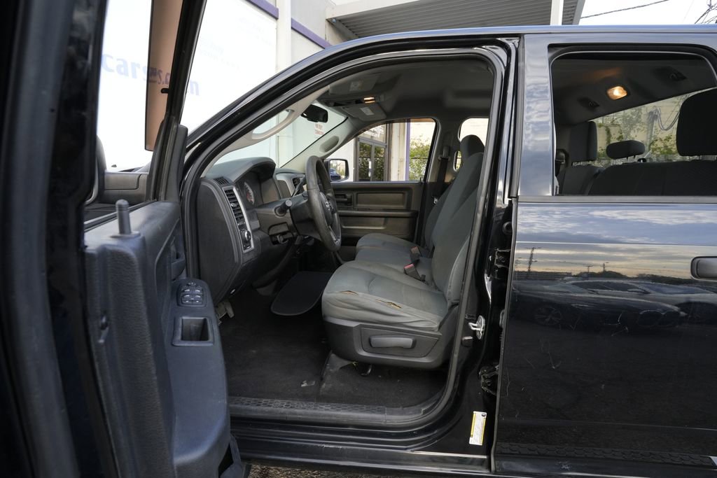 Used 2014 RAM 1500 Express w/ Ram Charger Package AWD/4WD image 16