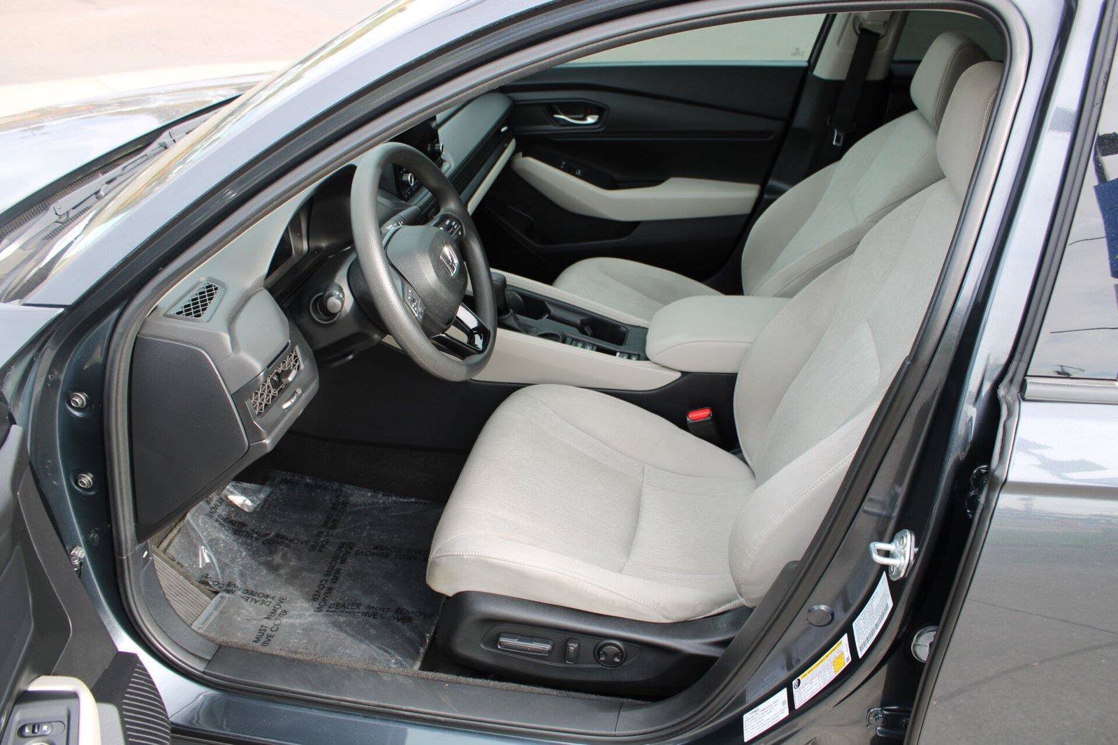 Used 2024 Honda Accord EX image 18