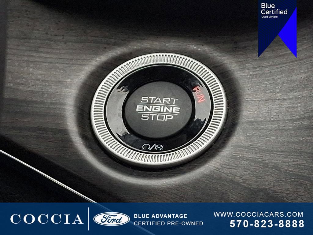 Used 2024 Jeep Grand Cherokee Overland w/ Trailer Tow Package image 24