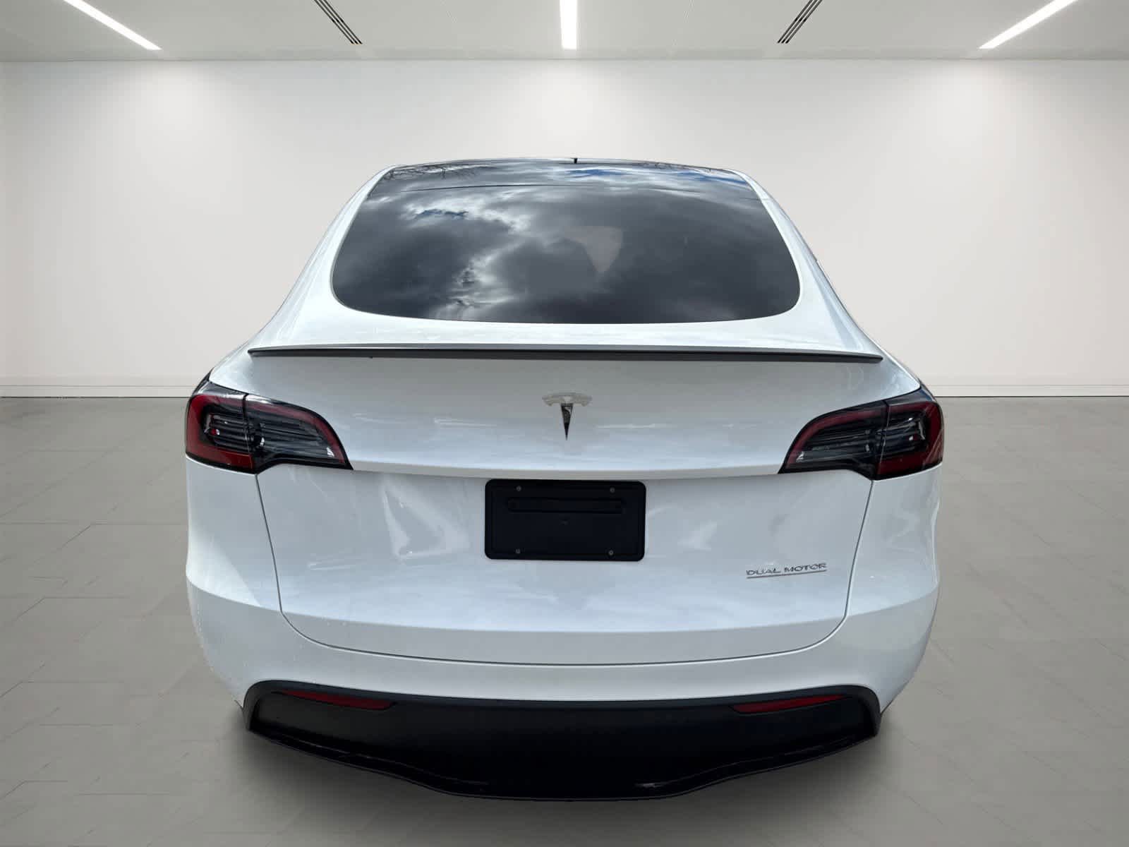 Used 2025 Tesla Model Y Performance AWD/4WD image 5