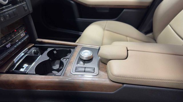 Used 2010 Mercedes-Benz E 350 Sedan image 24