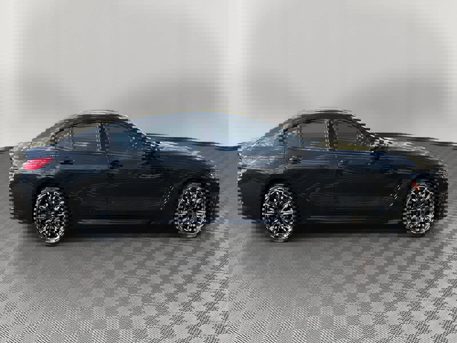 New 2026 BMW M850i xDrive image 2