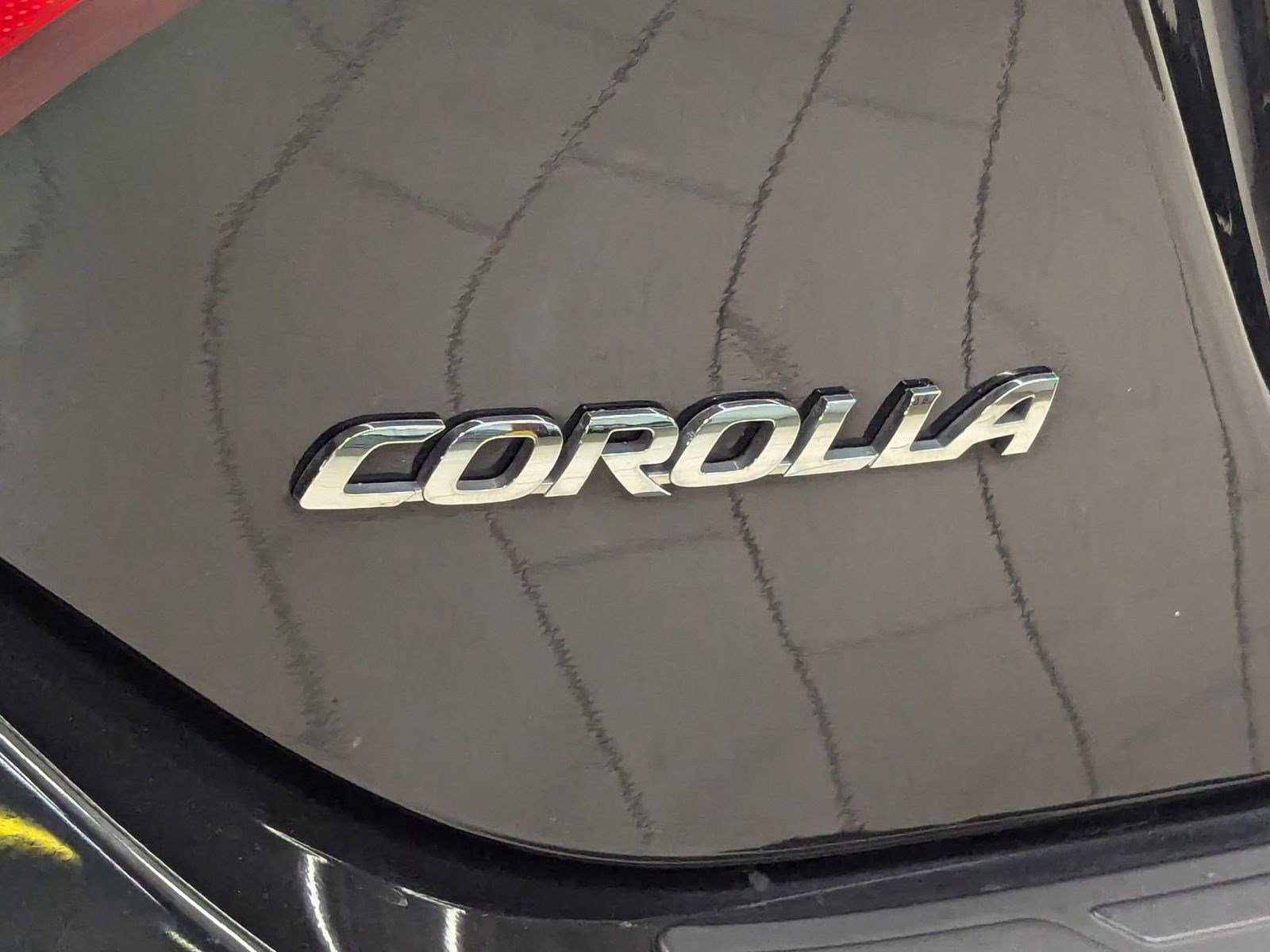 Used 2017 Toyota Corolla SE w/ Carpet Mat Package (TMS) image 25