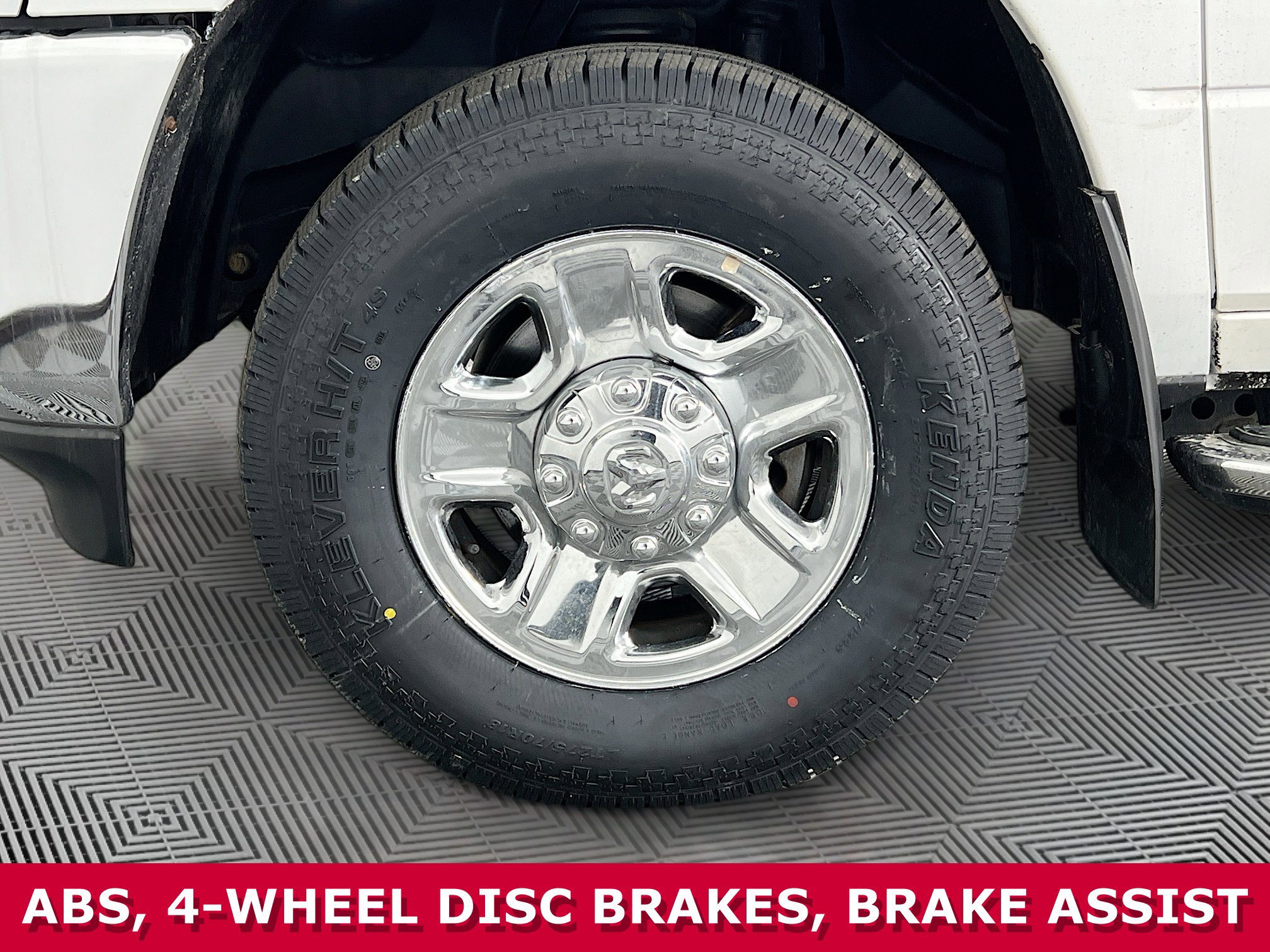 Used 2019 RAM 2500 Big Horn image 33