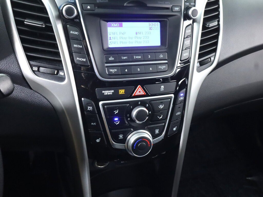 Used 2014 Hyundai Elantra GT image 17