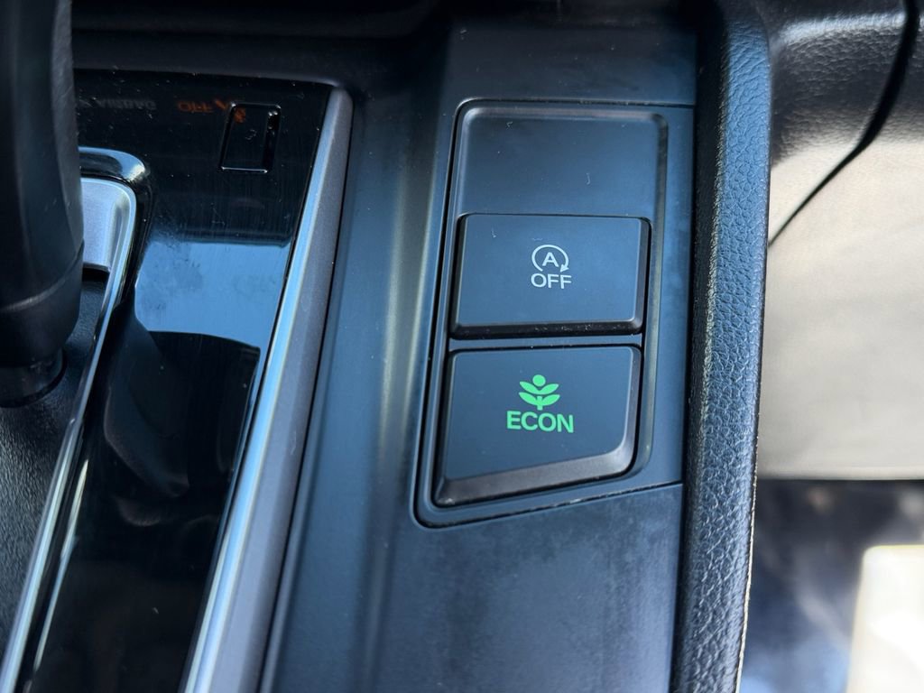 Used 2021 Honda CR-V Touring image 28