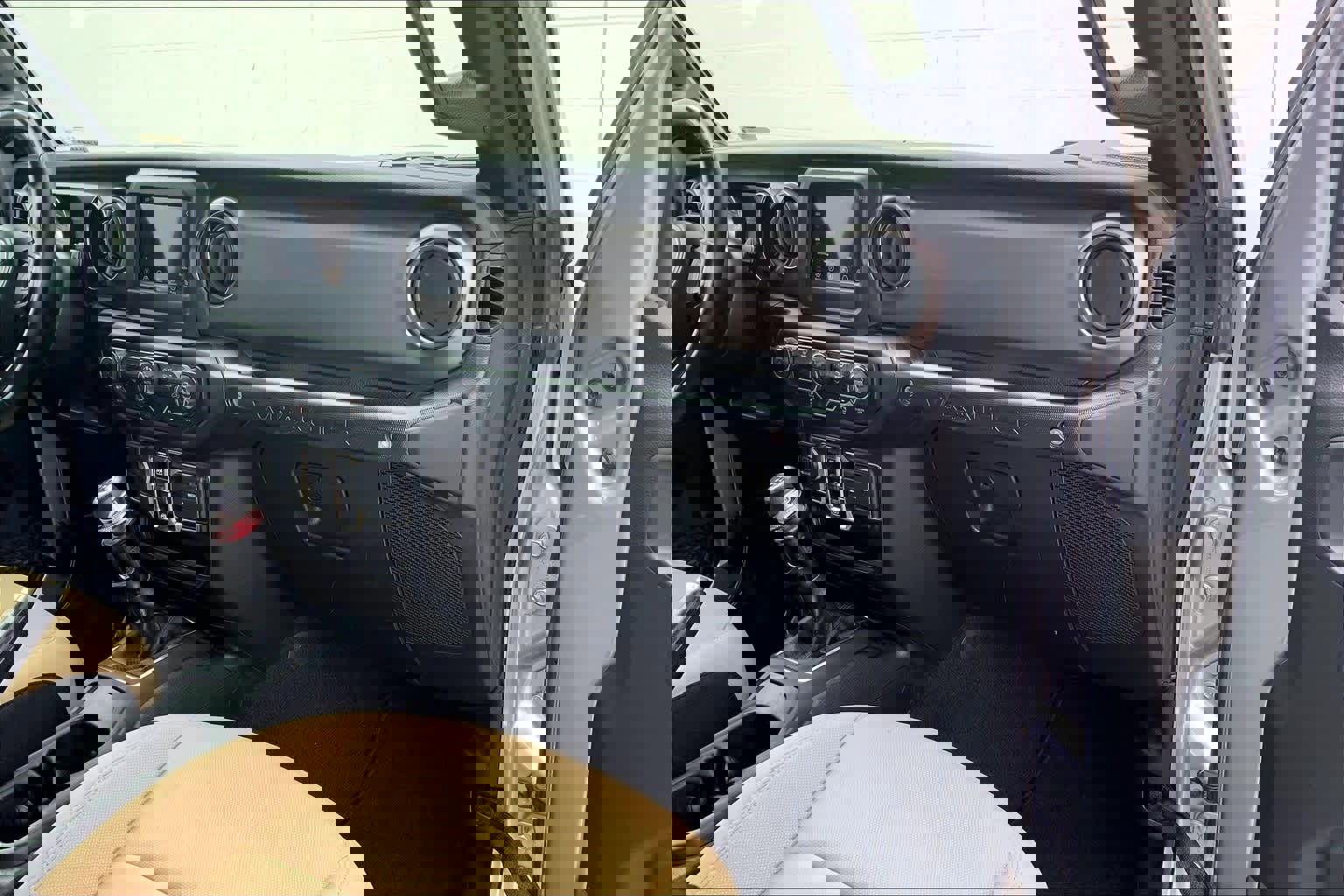 Used 2021 Jeep Wrangler Unlimited Sport image 24