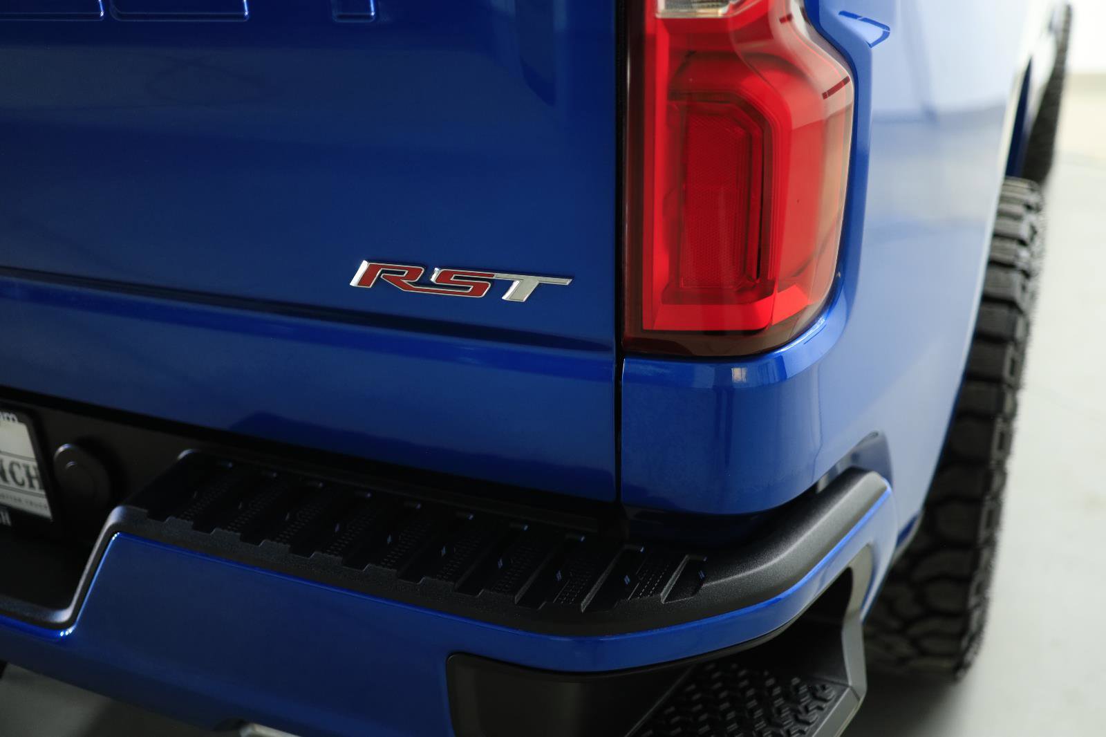 Used 2022 Chevrolet Silverado 1500 RST image 13