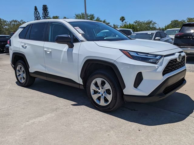Used 2023 Toyota RAV4 LE FWD image 2