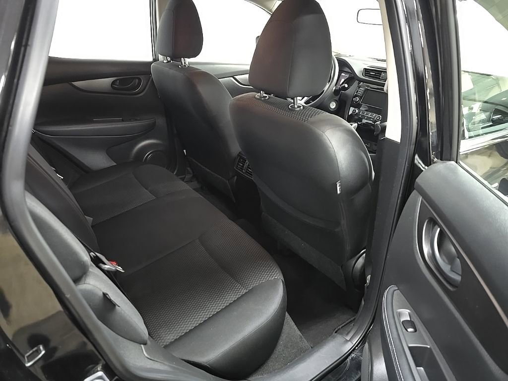 Used 2020 Nissan Rogue Sport S AWD/4WD image 17