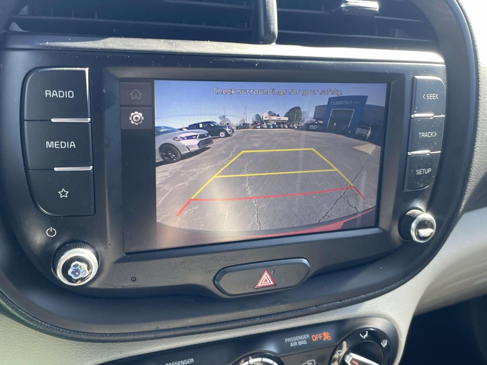 Used 2023 Kia Soul LX w/ LX Technology Package image 16