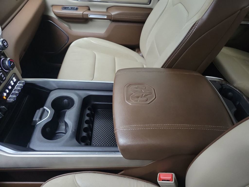 Used 2020 RAM 1500 Laramie AWD/4WD image 27