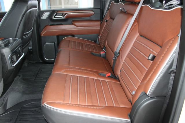 Used 2024 GMC Sierra 2500 Denali Ultimate image 29