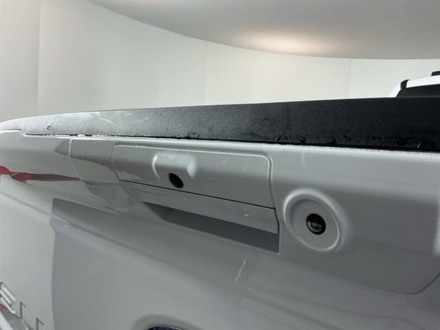 Certified 2025 Ford F350 Lariat w/ FX4 Off-Road Package image 9