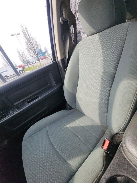 Used 2018 RAM 1500 Express image 29