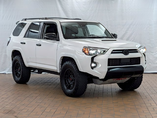 Used 2021 Toyota 4Runner Venture w/ Moonroof Package
