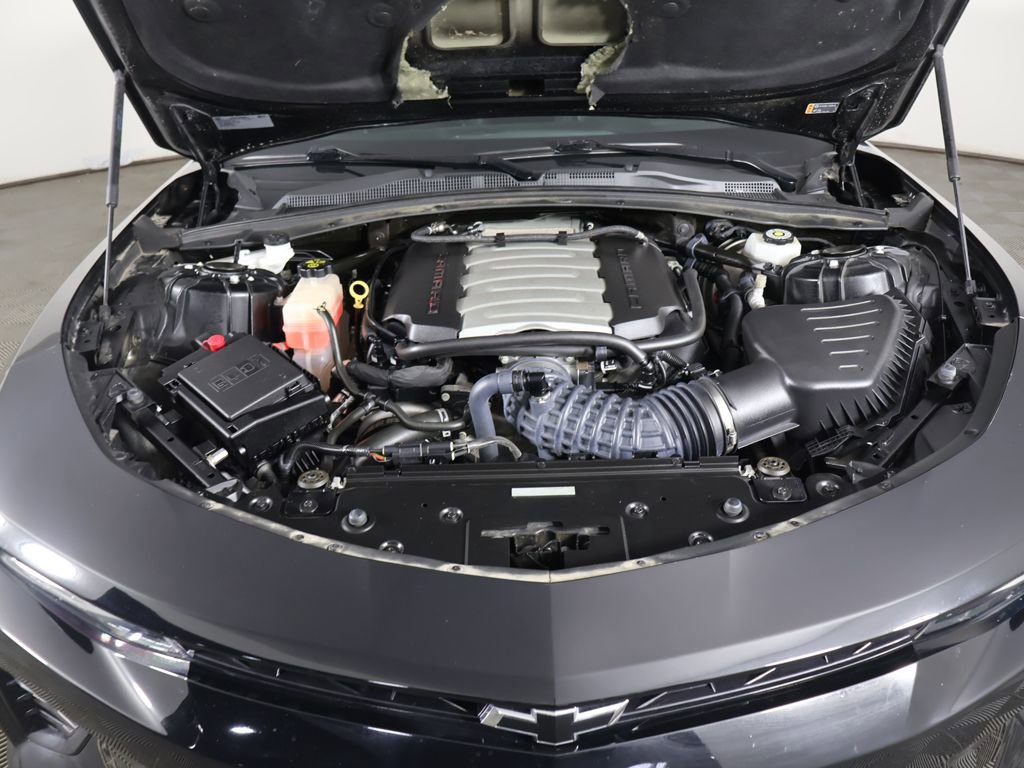 Used 2017 Chevrolet Camaro SS RWD image 21