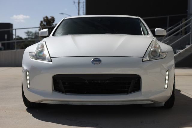 Used 2016 Nissan 370Z Coupe RWD image 20