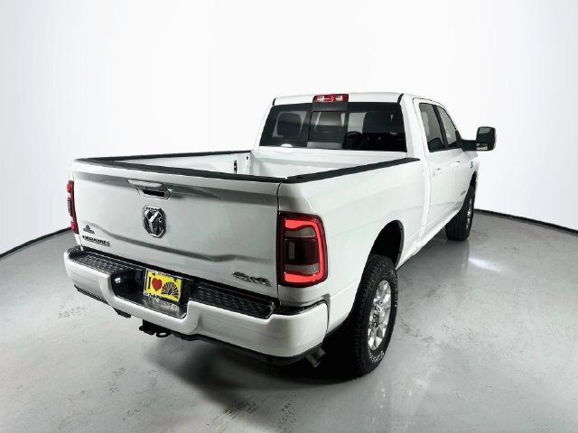 Used 2024 RAM 2500 Laramie AWD/4WD image 9