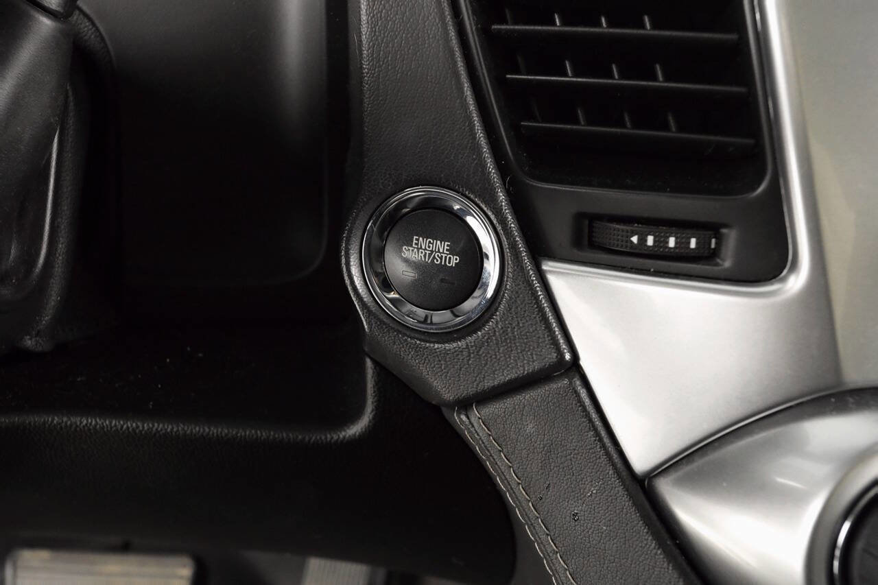 Used 2017 Chevrolet Suburban LT w/ LT Signature Package image 20