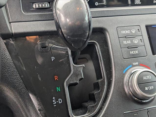 Used 2019 Toyota Sienna SE w/ SE Preferred Package AWD/4WD image 12