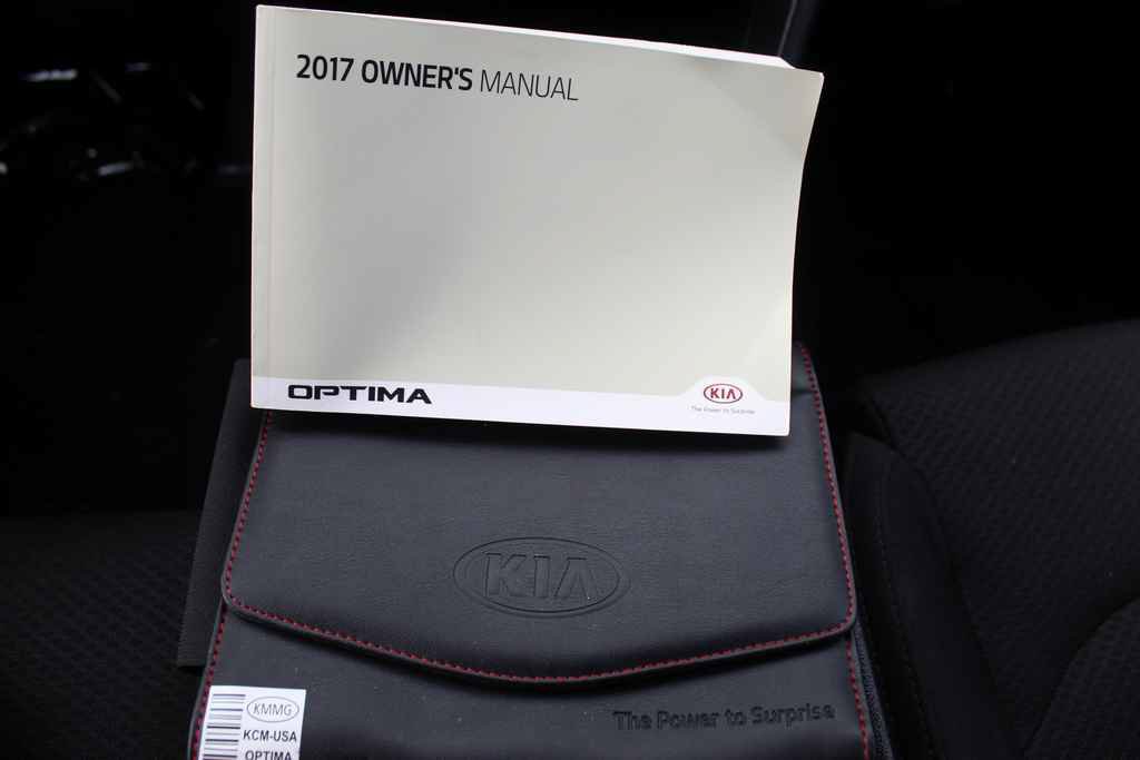 Used 2017 Kia Optima LX FWD image 24