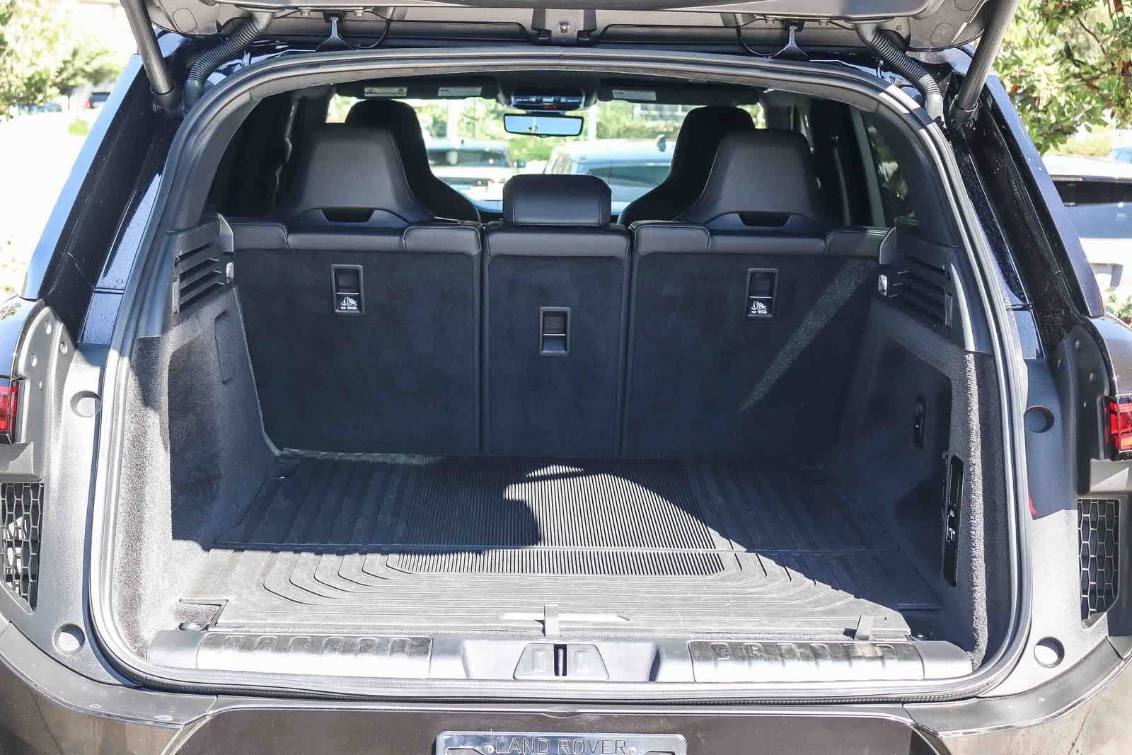Used 2024 Land Rover Range Rover Sport AWD/4WD image 27