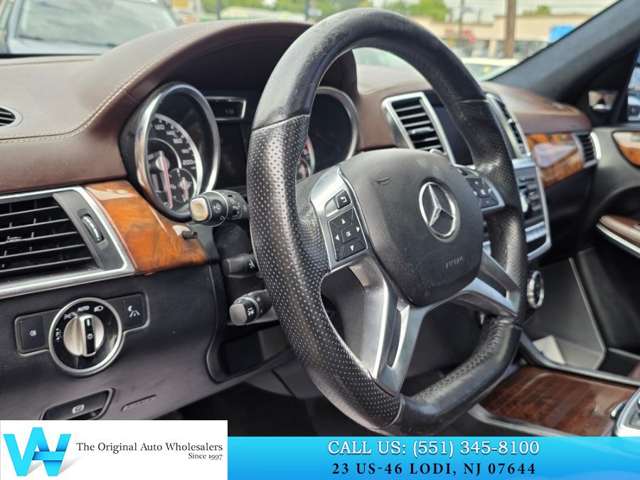 Used 2016 Mercedes-Benz GL 63 AMG 4MATIC image 9