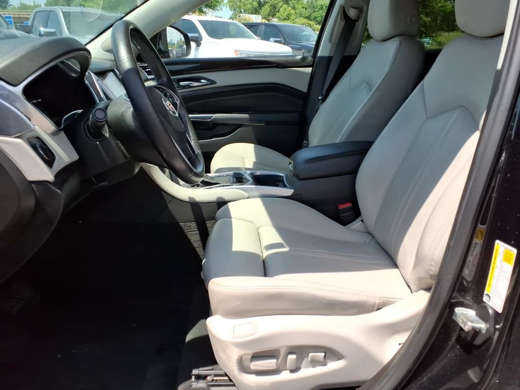 Used 2015 Cadillac SRX Luxury FWD image 13