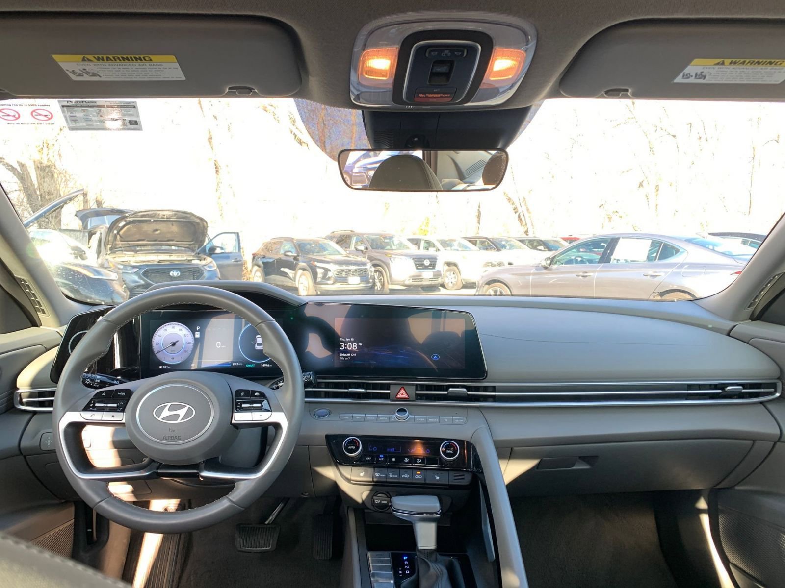 Used 2025 Hyundai Elantra SEL image 32