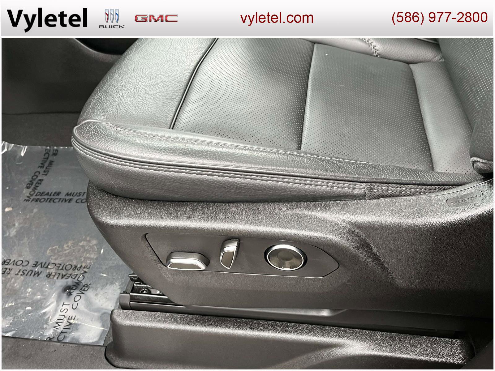 Used 2023 GMC Yukon Denali image 22