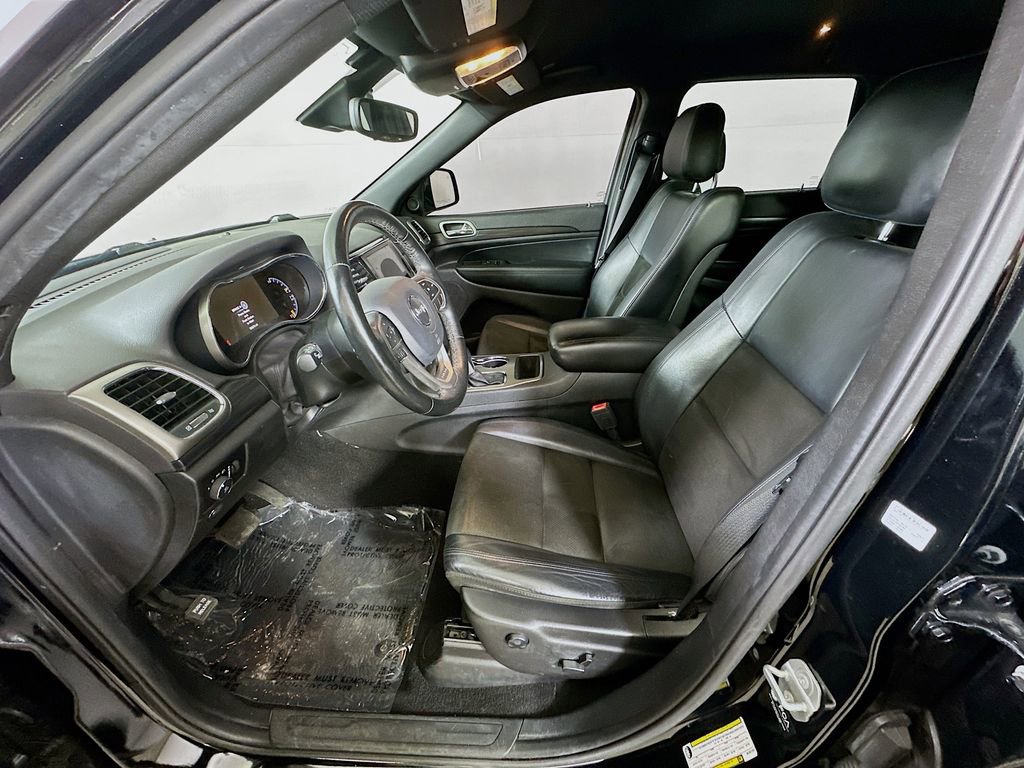 Used 2021 Jeep Grand Cherokee Laredo X image 15