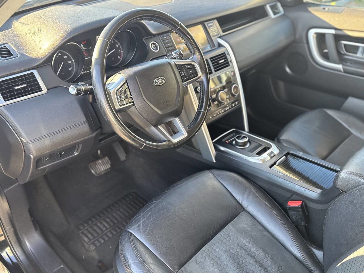 Used 2018 Land Rover Discovery Sport SE image 7