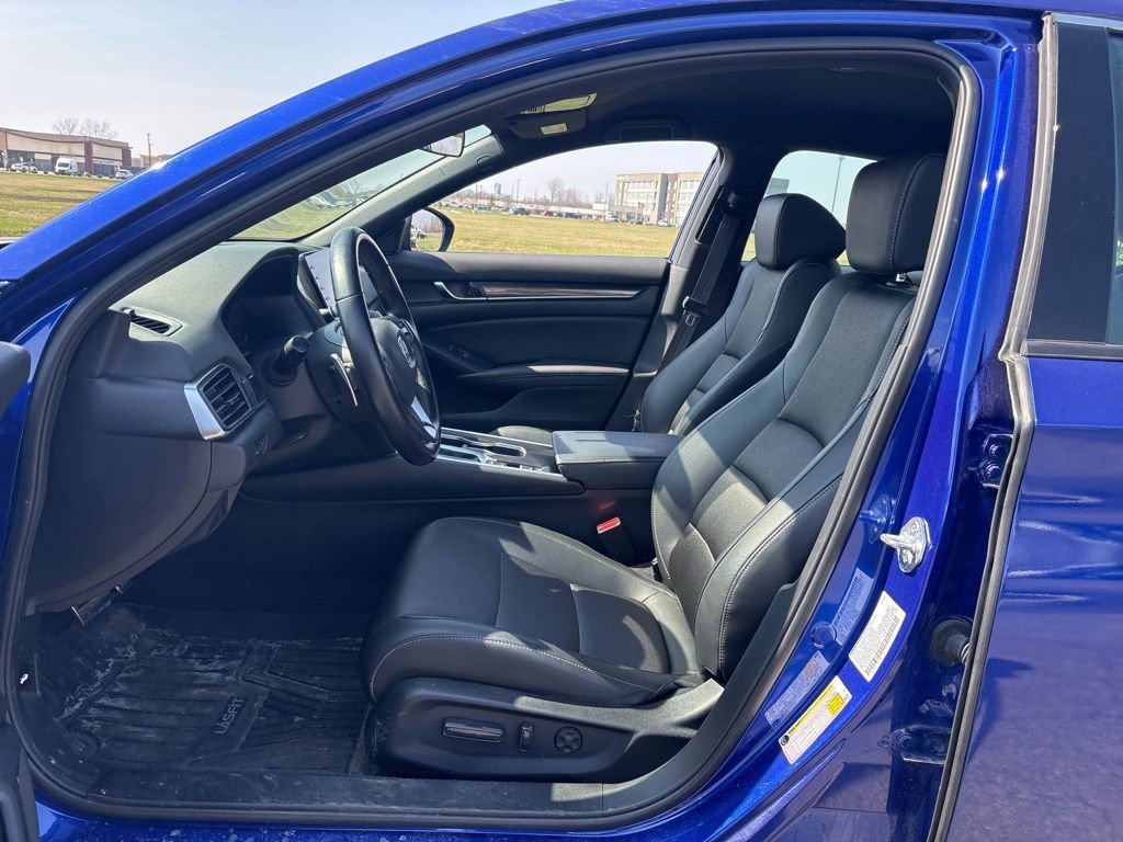 Used 2022 Honda Accord Sport image 14