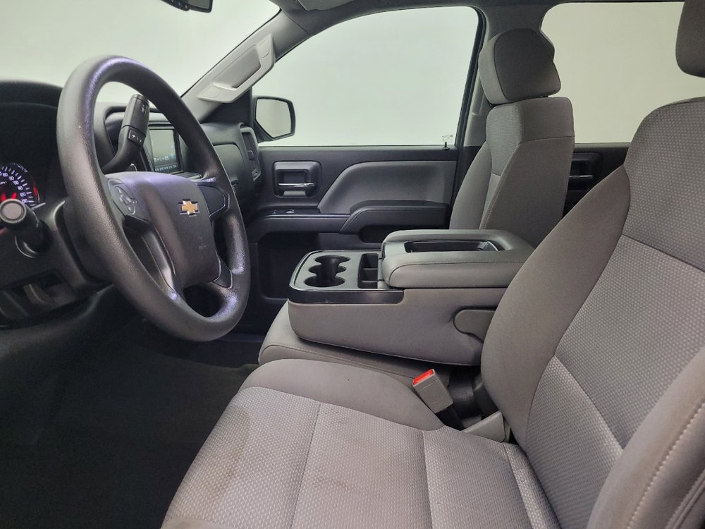 Used 2018 Chevrolet Silverado 1500 Custom w/ Custom Value Package RWD image 17