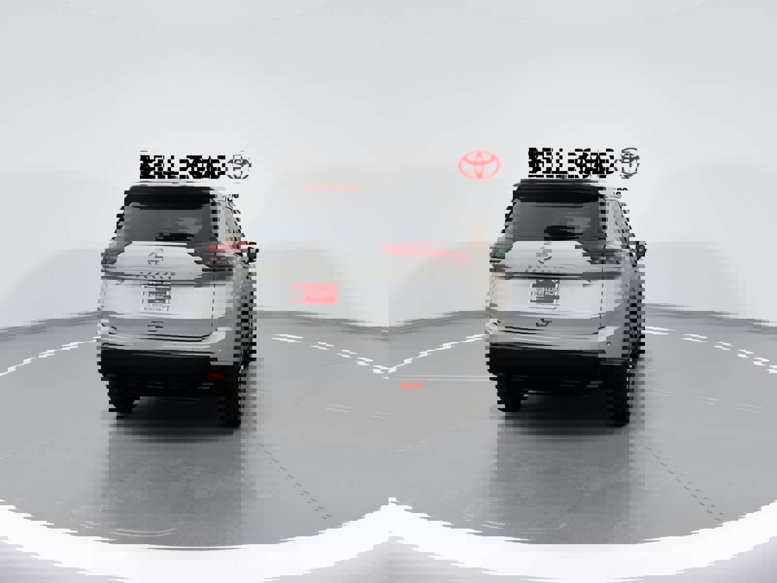 Used 2024 Nissan Rogue S image 9