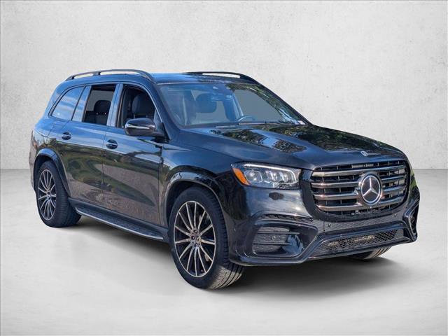 Used 2024 Mercedes-Benz GLS 450 4MATIC image 3