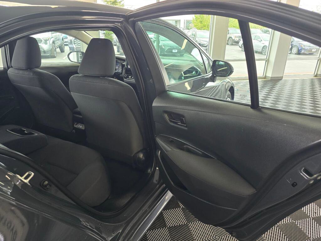 Used 2024 Toyota Corolla LE FWD image 36