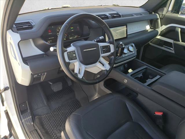 Used 2021 Land Rover Defender 90 S AWD/4WD image 17