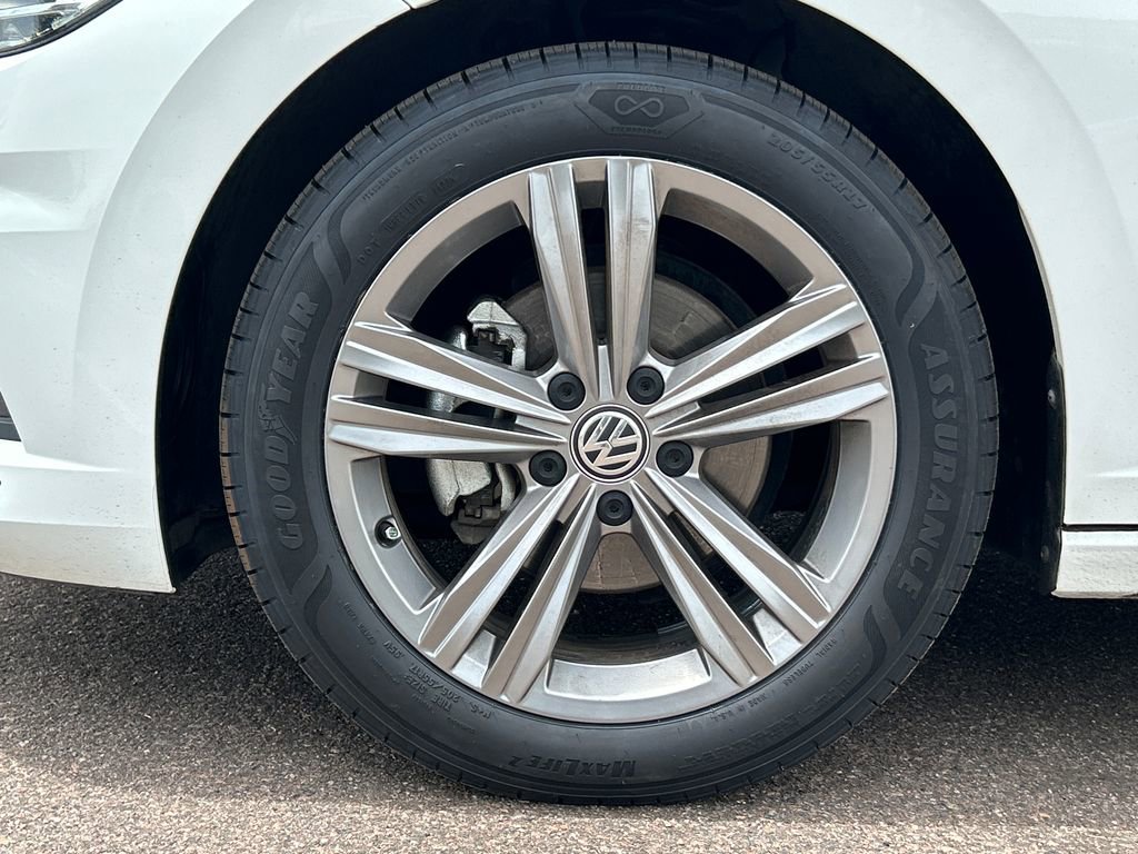 Used 2021 Volkswagen Jetta FWD image 24